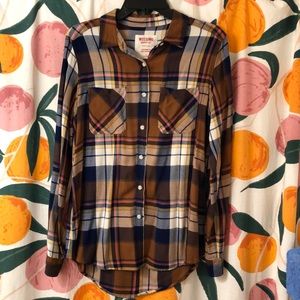 Women’s button up flannel